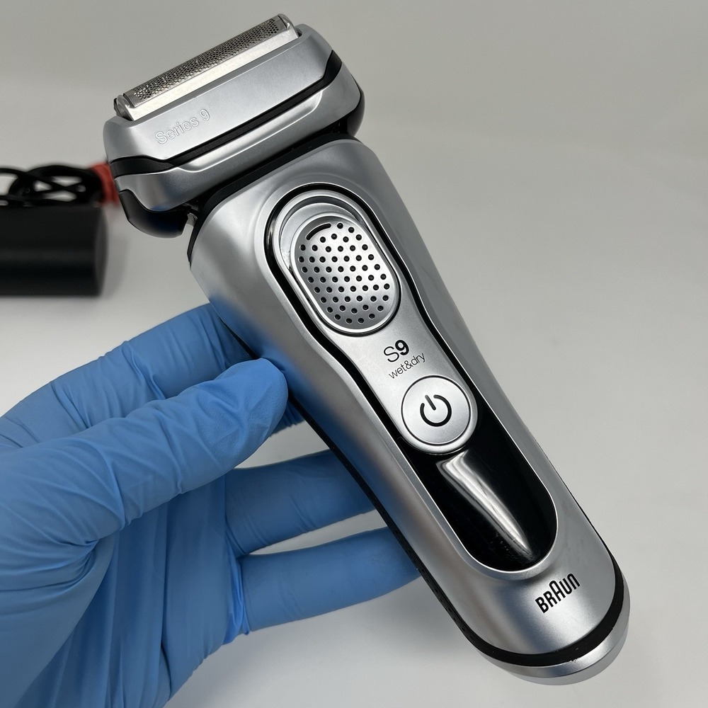 Braun Series 9 S9 Wet & Dry Electric Foil Shaver Silver w/ OEM Charger TESTED - Picture 9 of 9